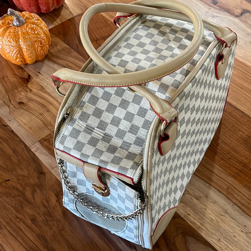 Dog Carrier